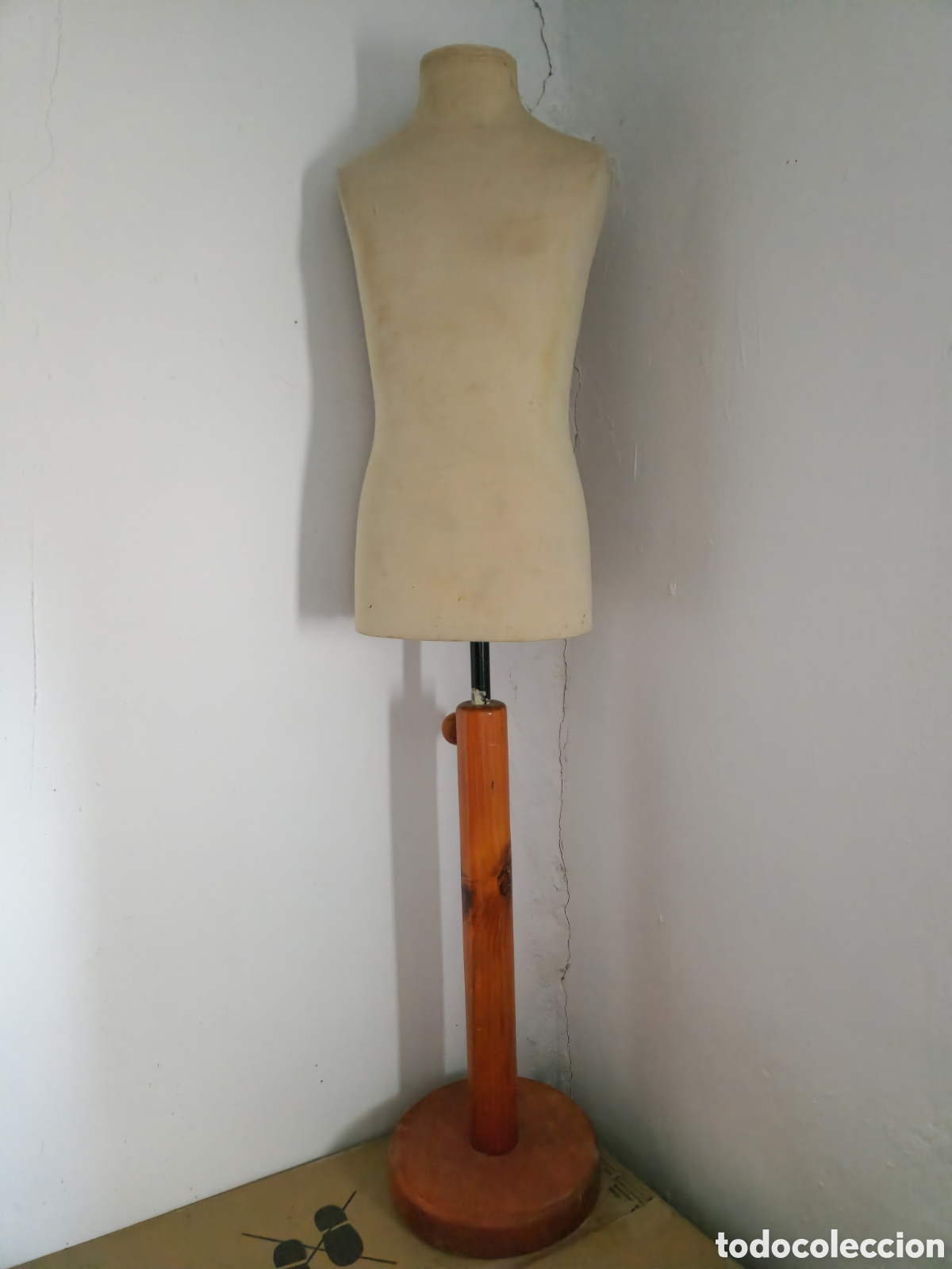 Antig&uuml;edades: Antigo maniqui de ni&ntilde;o - Foto 1