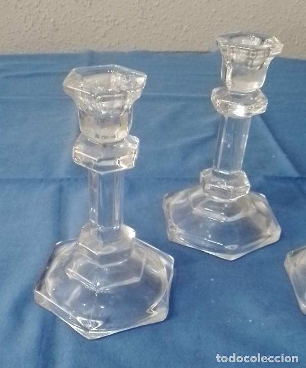 Antig&uuml;edades: Dos candelabros cristal - Foto 1