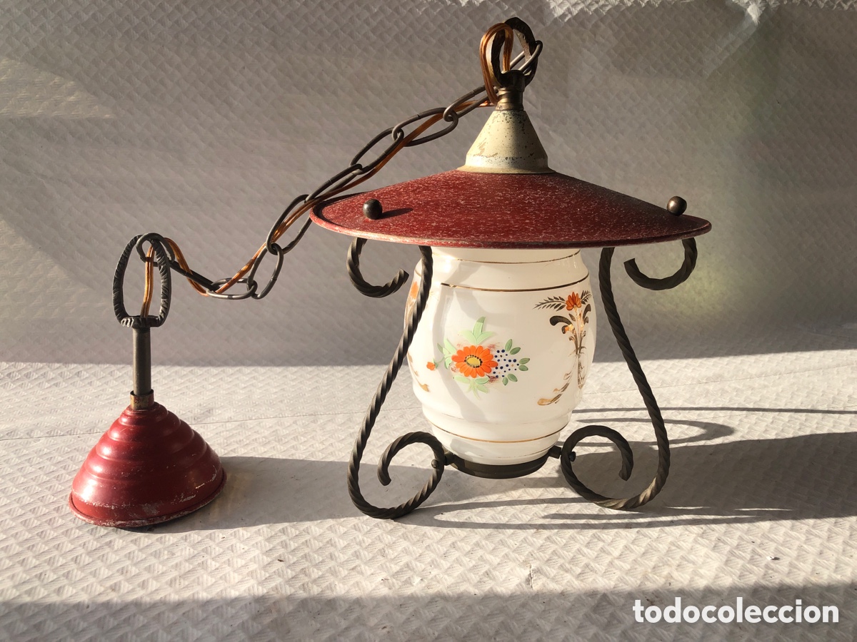 Antig&uuml;edades: Antigua lampara / farol de techo de forja - Foto 1