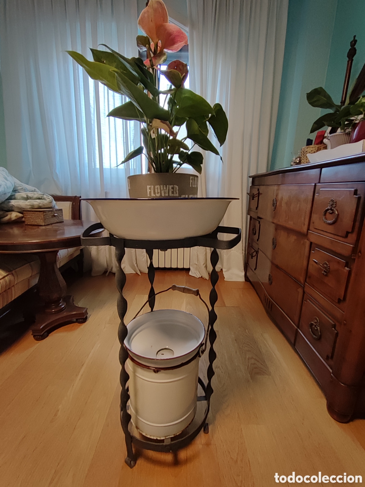 Antig&uuml;edades: Lavabo forja negra , completo - Foto 2