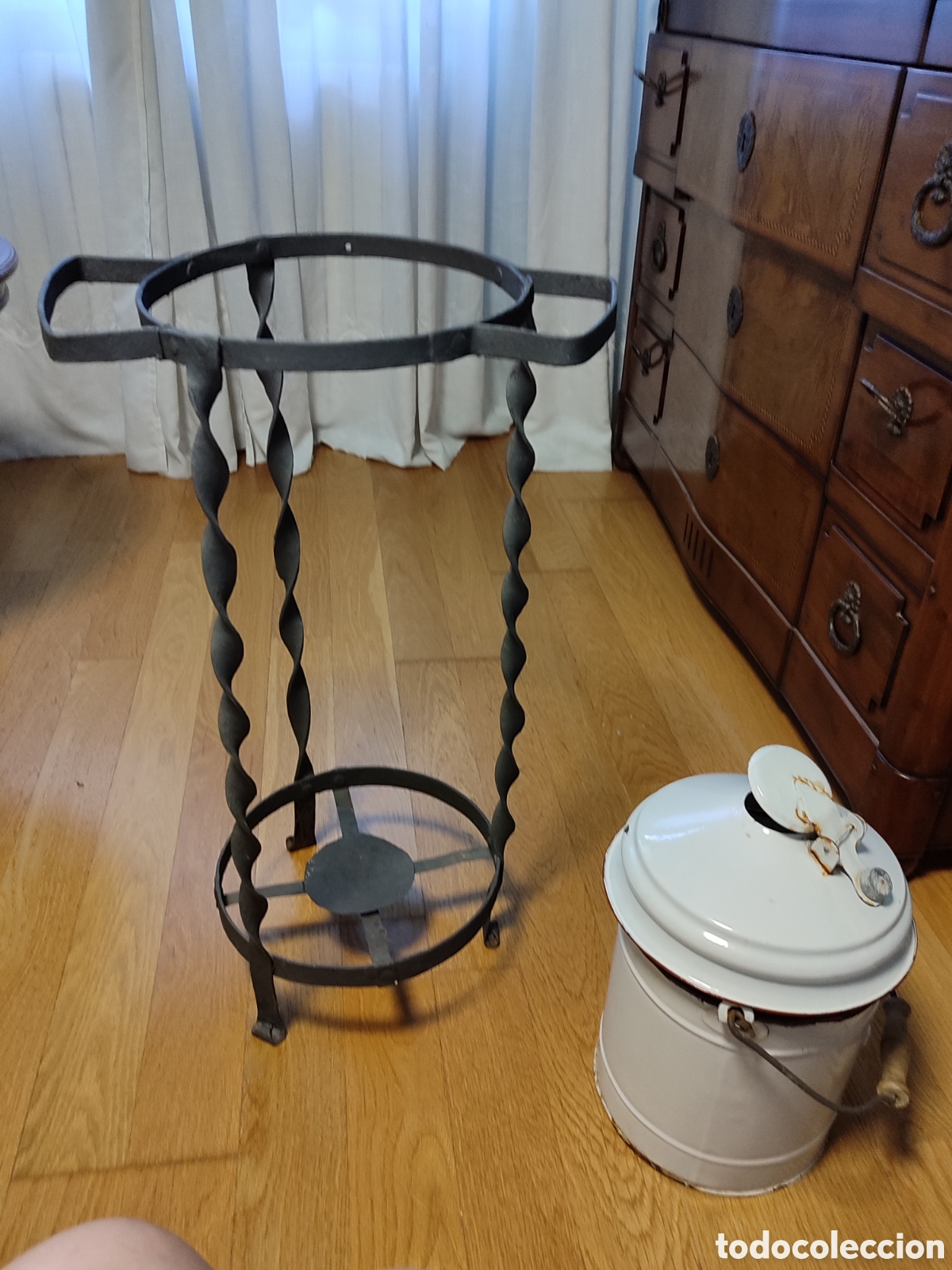 Antig&uuml;edades: Lavabo forja negra , completo - Foto 7
