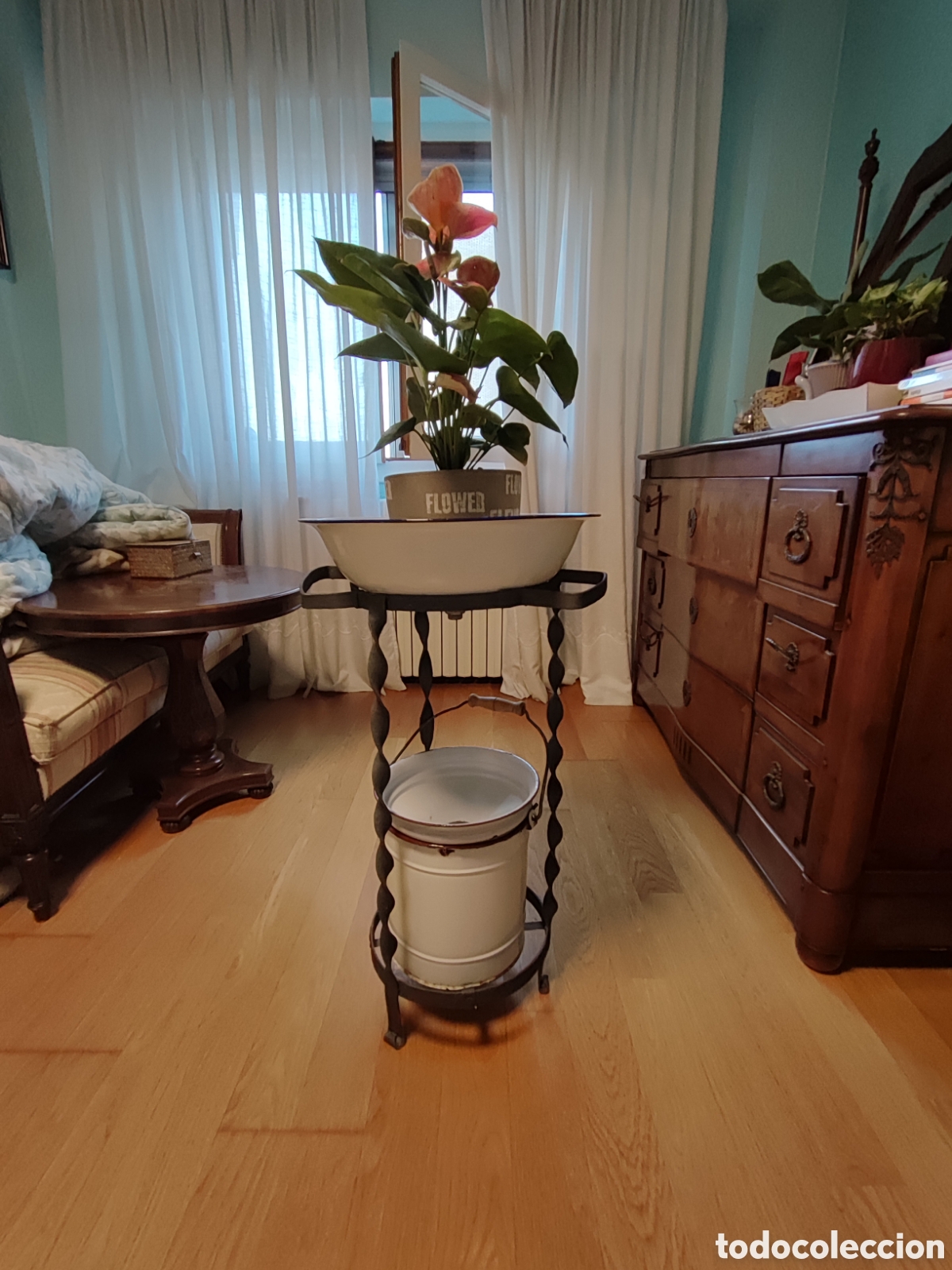 Antig&uuml;edades: Lavabo forja negra , completo - Foto 1