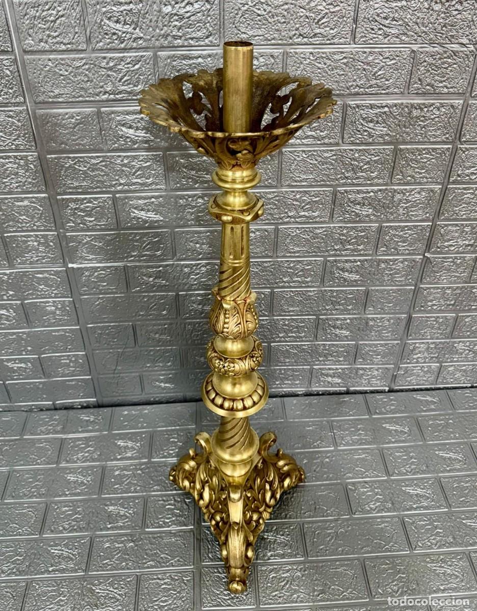 Antig&uuml;edades: Antiguo hachero de bronce de 87 cm - Foto 1