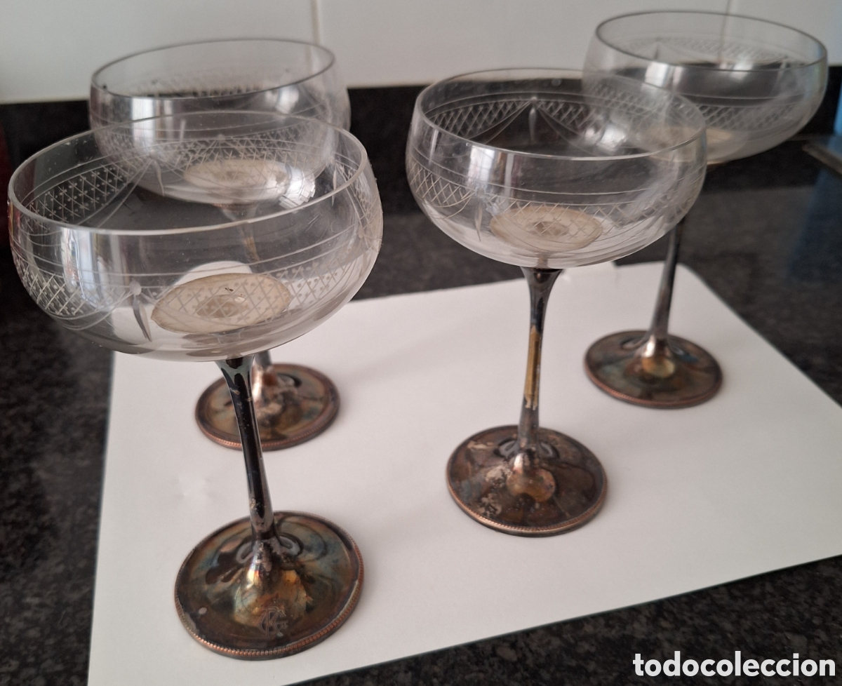 Antig&uuml;edades: Cuatro copas de cristal plateadas - Foto 1