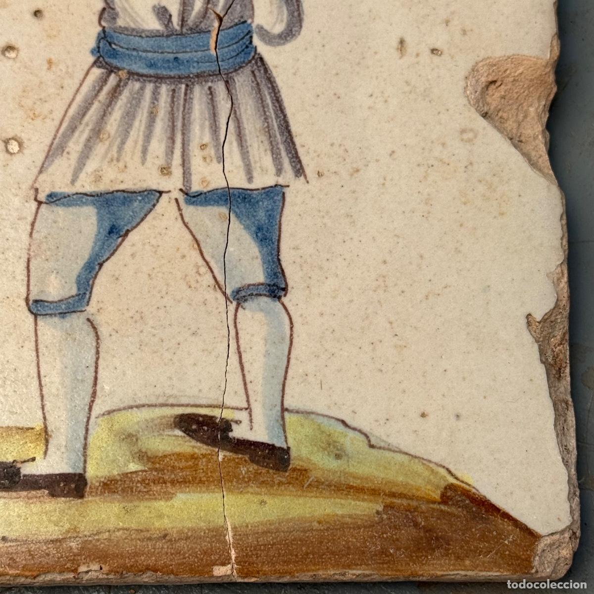 Antig&uuml;edades: Azulejo de figura - S. XVIII - Foto 3
