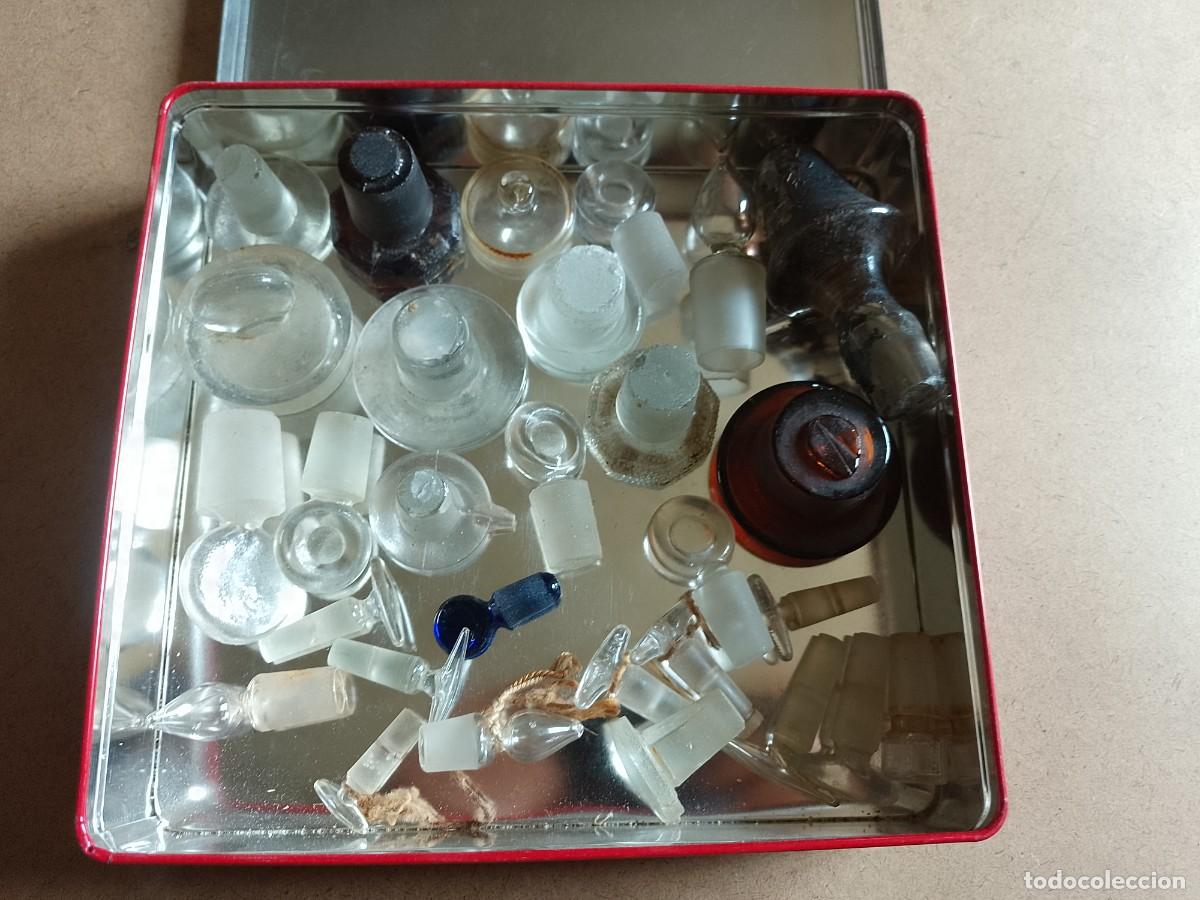Antig&uuml;edades: Gran lote de tapones de cristal - Foto 1