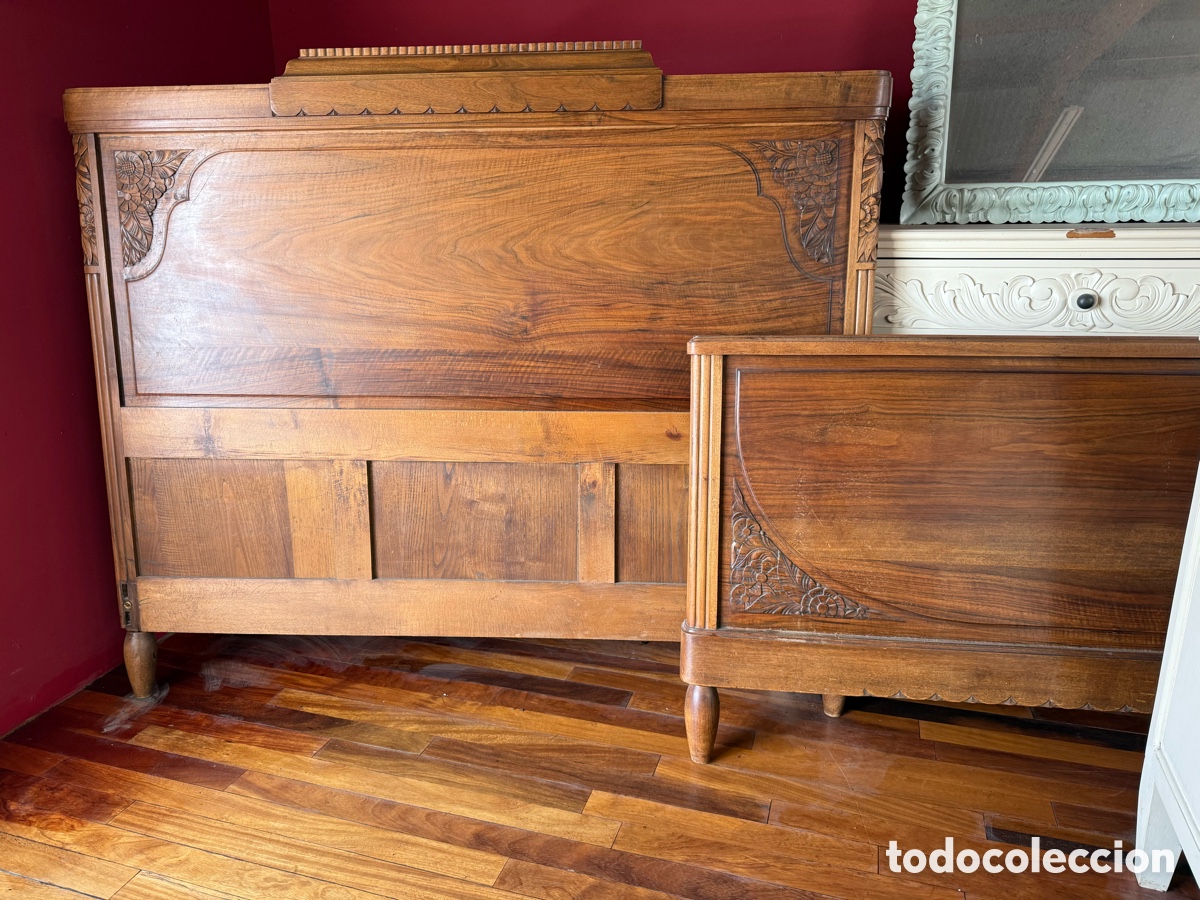 Antig&uuml;edades: Cama Art Dec&oacute; en Nogal rubio - Foto 6