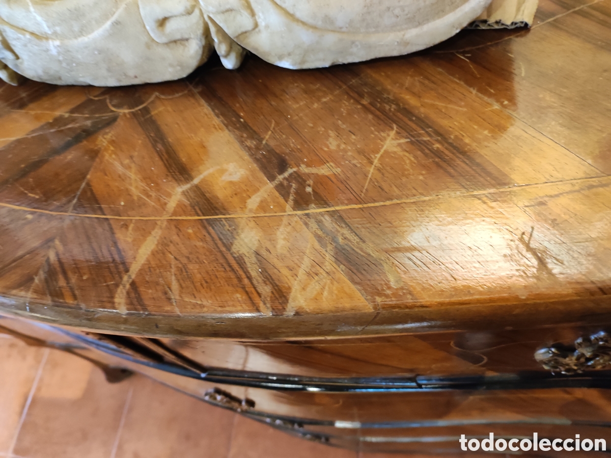 Antig&uuml;edades: C&oacute;moda de formas siglo XVIII - Foto 9