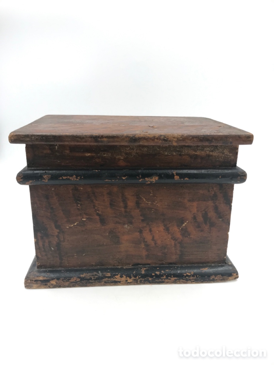 Antig&uuml;edades: Peana antigua de madera. - Foto 2