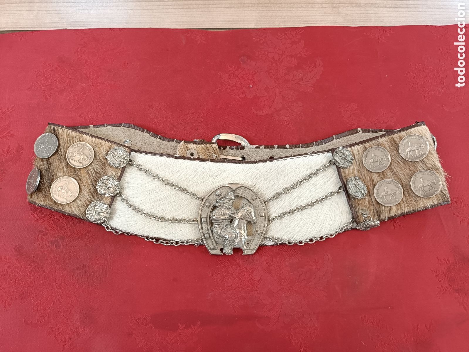 Antig&uuml;edades: CINTURON GAUCHO ARGENTINO CON MONEDAS - Foto 1