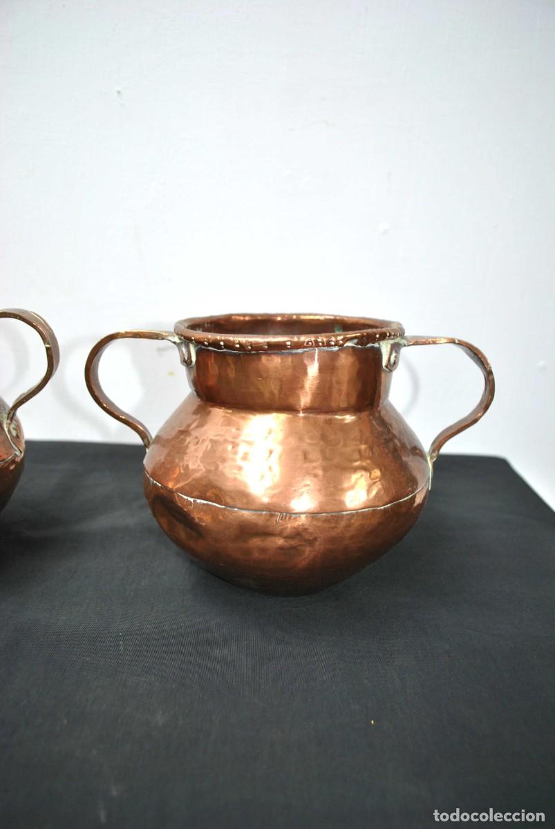 Antig&uuml;edades: PAREJA DE CALDEROS DE COBRE - Foto 2