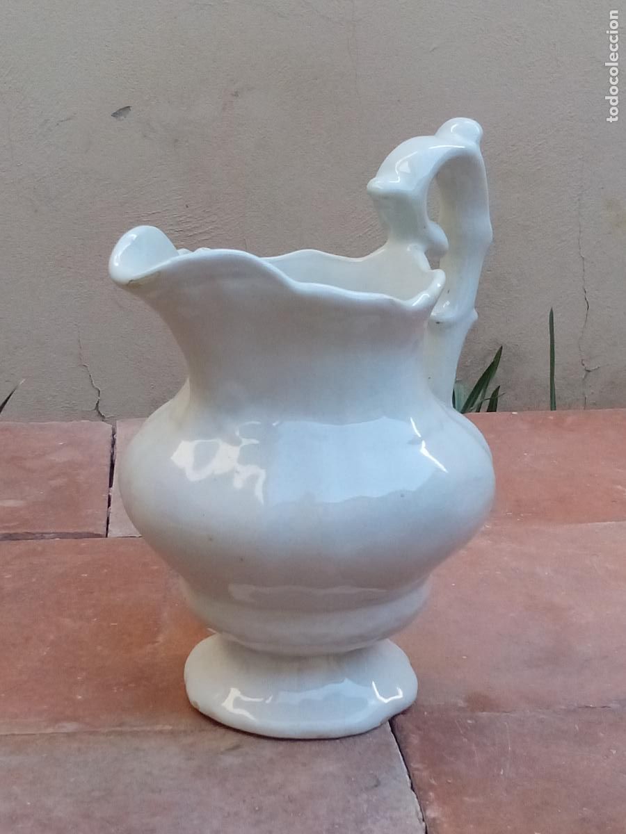Antig&uuml;edades: Jarra de Sopa Blanca - Foto 1