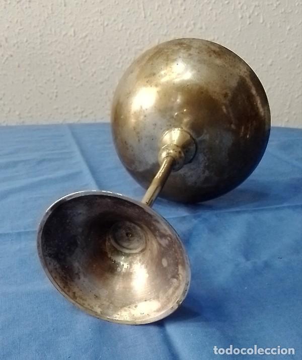 Antig&uuml;edades: antigua copa c&aacute;liz de bronce - Foto 4