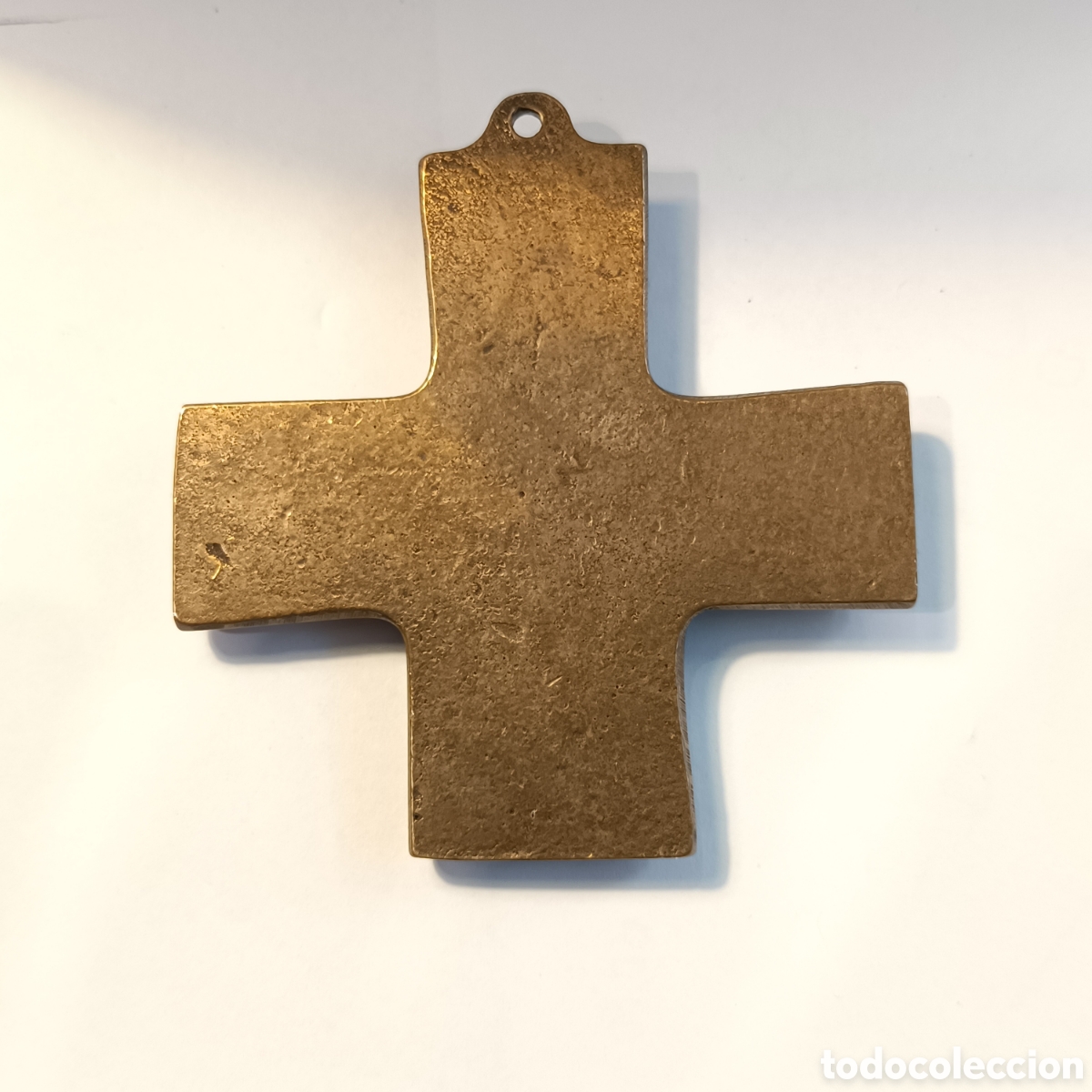 Antig&uuml;edades: Crucifijo de bronce de los a&ntilde;os 70. - Foto 3