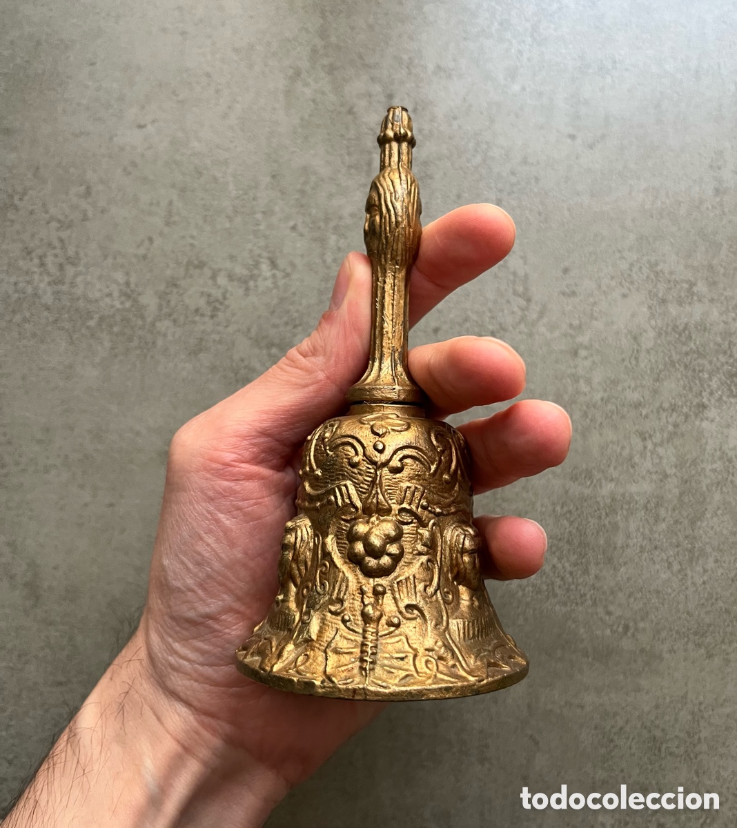 Antig&uuml;edades: Campana caras y flores - Foto 1