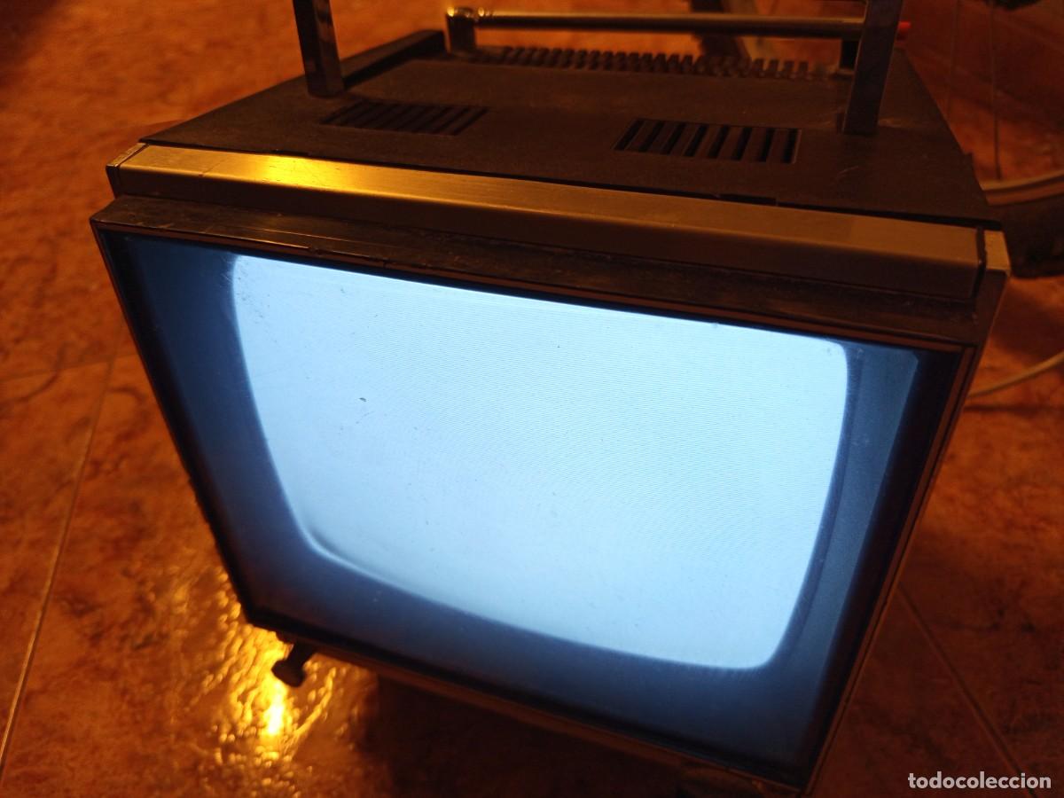 Antig&uuml;edades: Antiguo televisor Sony Solid State 9-90 UM. Funciona! Vintage total - Foto 9