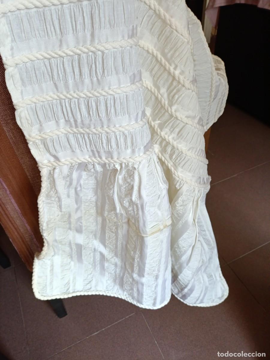 Antig&uuml;edades: Colcha de novia realizada a mano - Foto 6