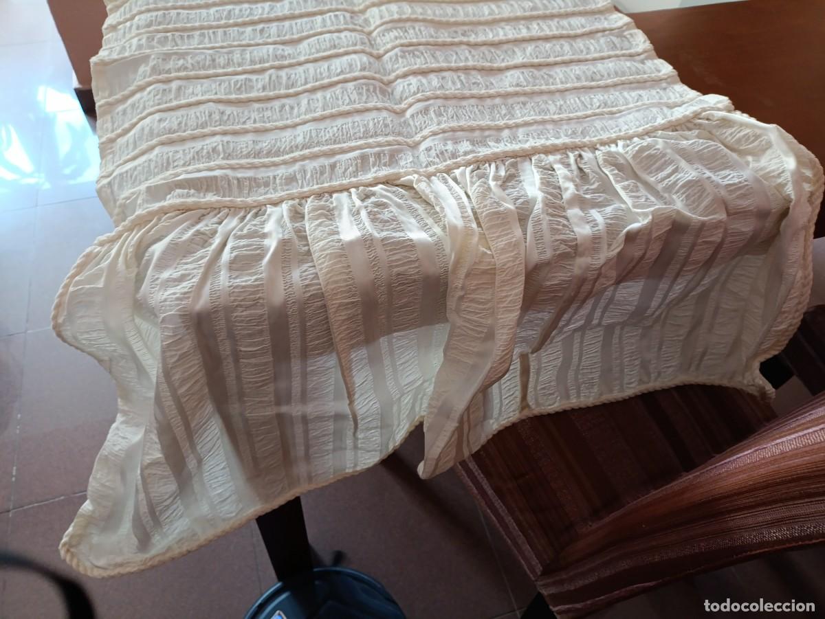 Antig&uuml;edades: Colcha de novia realizada a mano - Foto 8