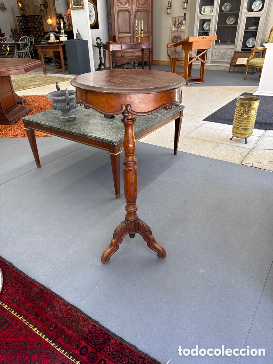 Antig&uuml;edades: Pedestal de caoba fin siclo 19