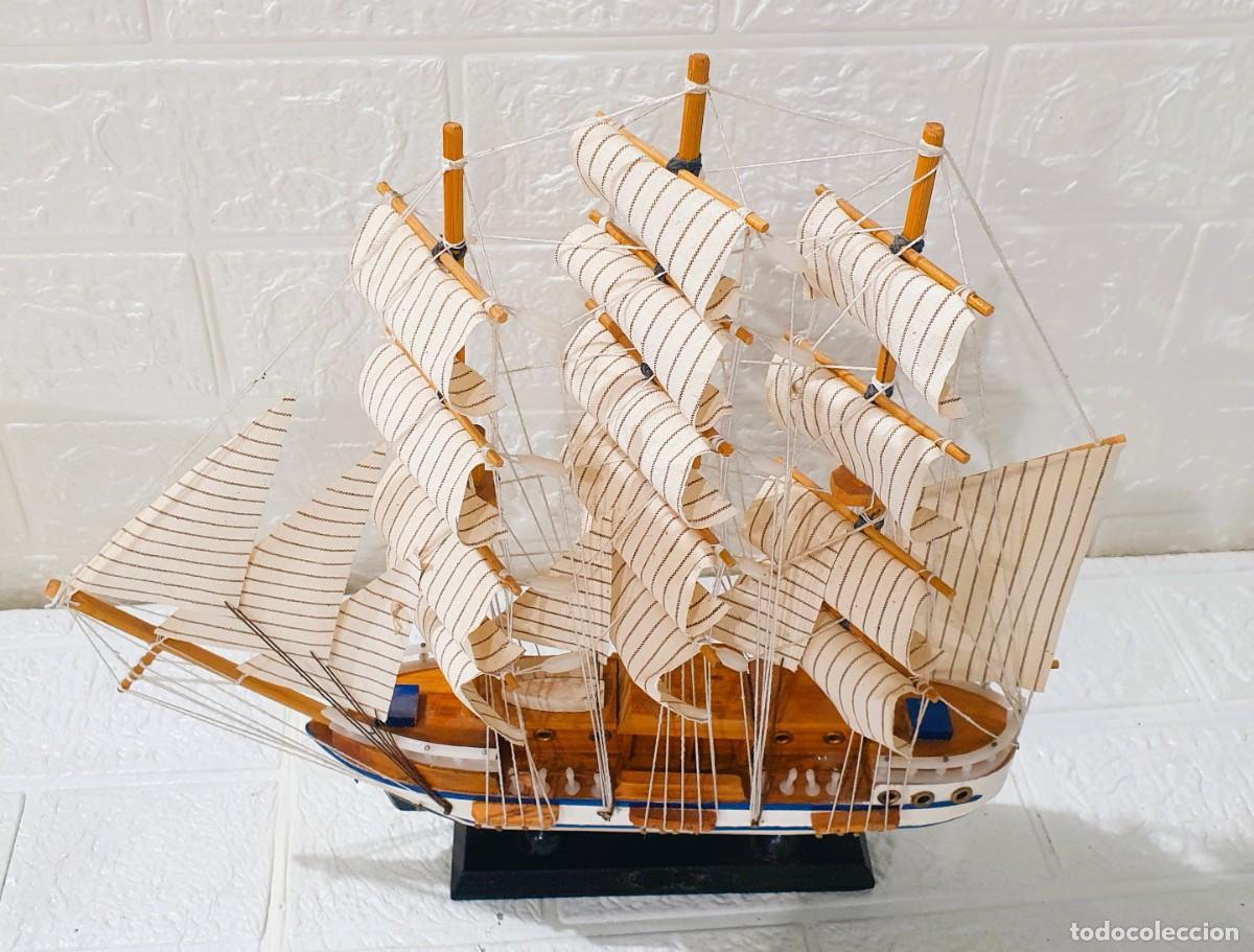 Antig&uuml;edades: Maqueta barco velero en madera - Foto 2