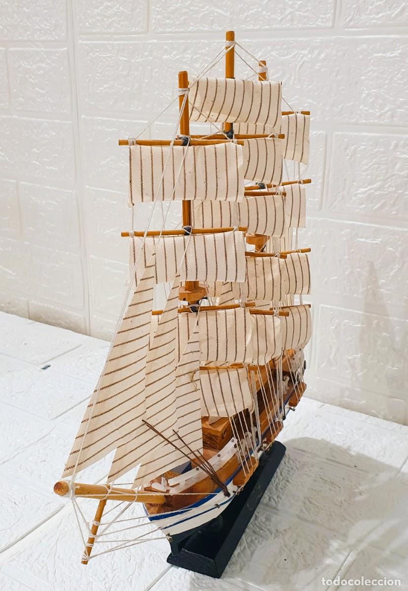 Antig&uuml;edades: Maqueta barco velero en madera - Foto 6
