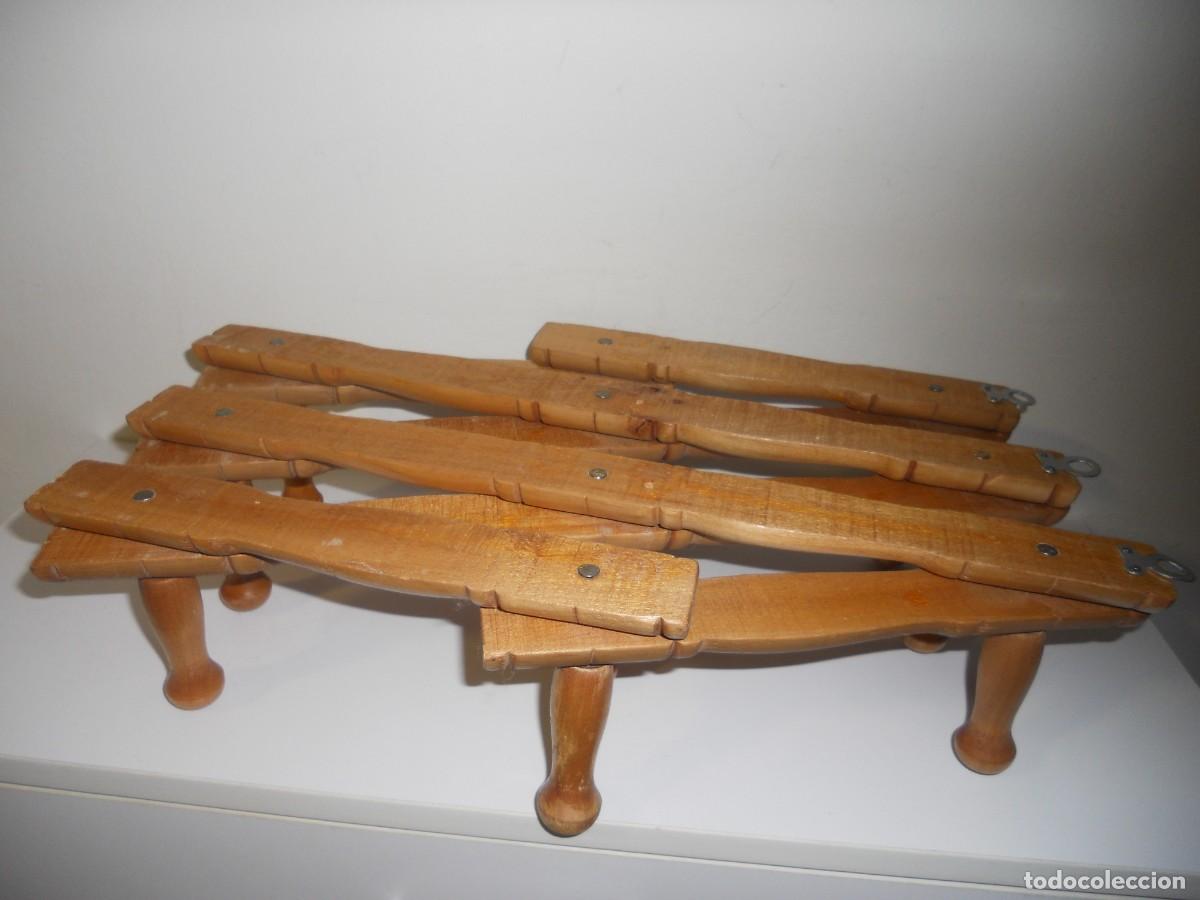 Antig&uuml;edades: ANTIGUO PERCHA COLGADOR DE MADERA - Foto 8