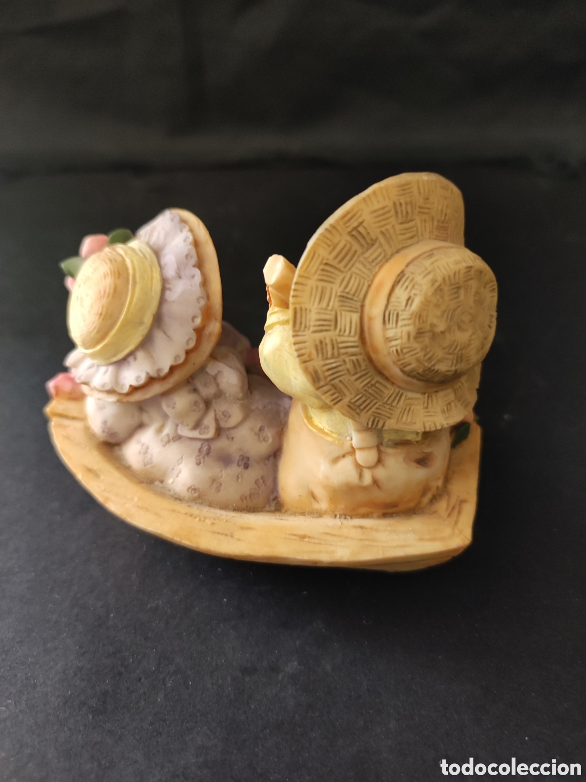 Antig&uuml;edades: Figura de resina peque&ntilde;a - Foto 3