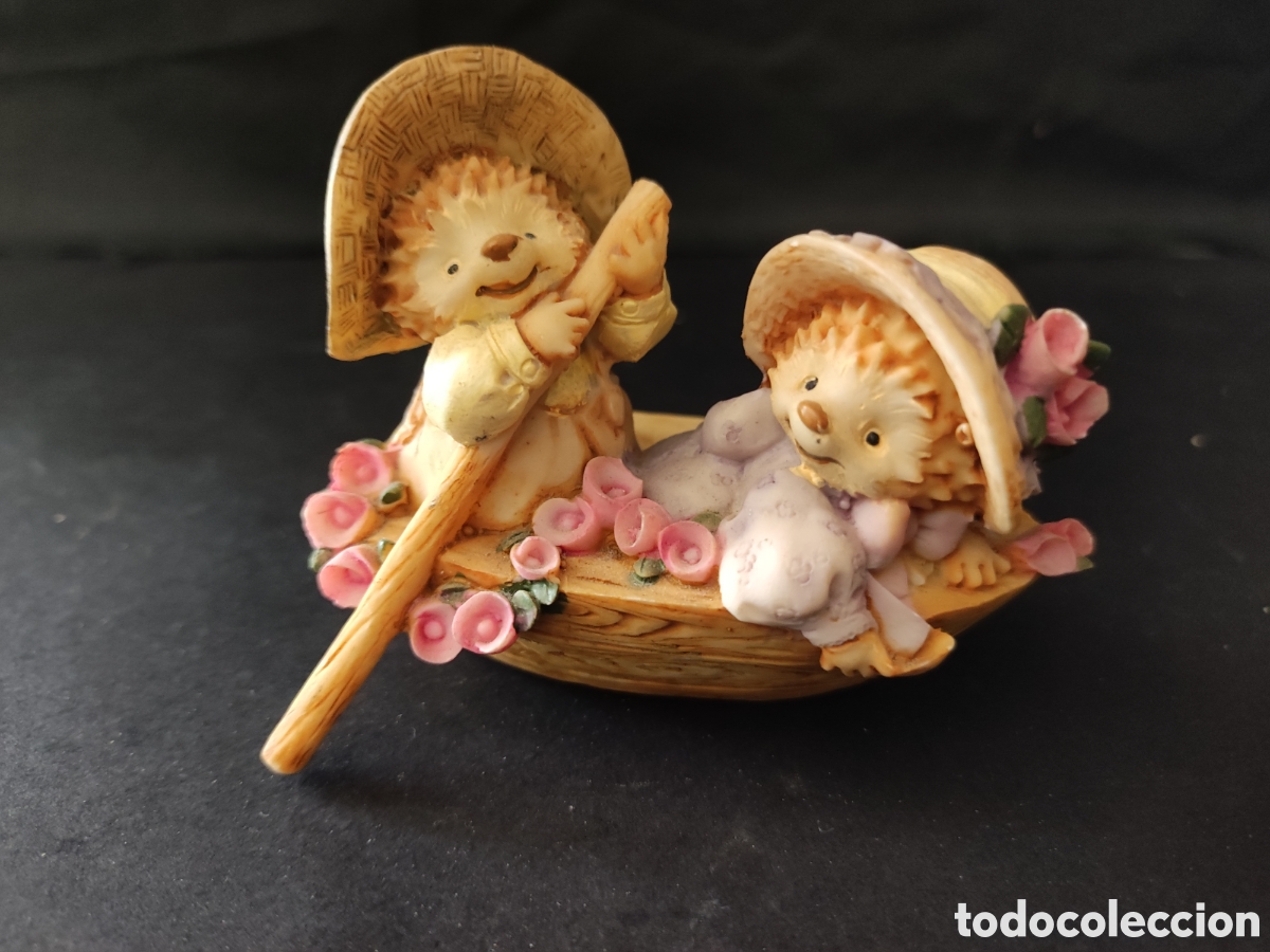 Antig&uuml;edades: Figura de resina peque&ntilde;a - Foto 1