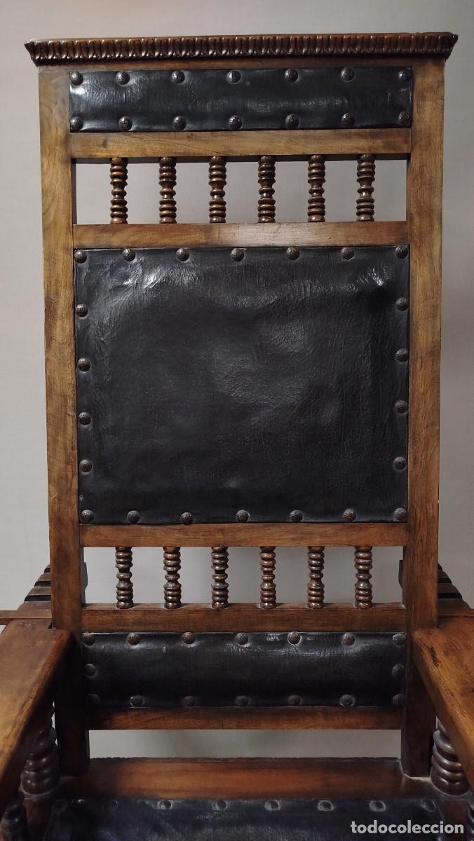 Antig&uuml;edades: SILLON RUSTICO ABATIBLE DE MADERA Y CUERO SIGLO XIX - Foto 2