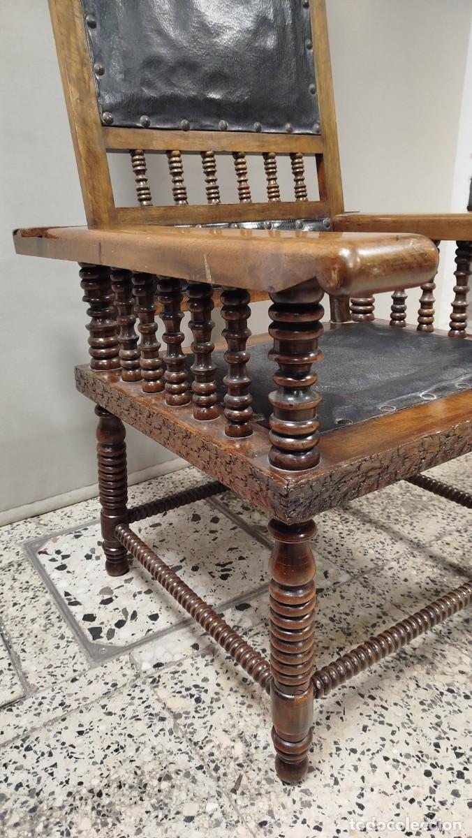 Antig&uuml;edades: SILLON RUSTICO ABATIBLE DE MADERA Y CUERO SIGLO XIX - Foto 6