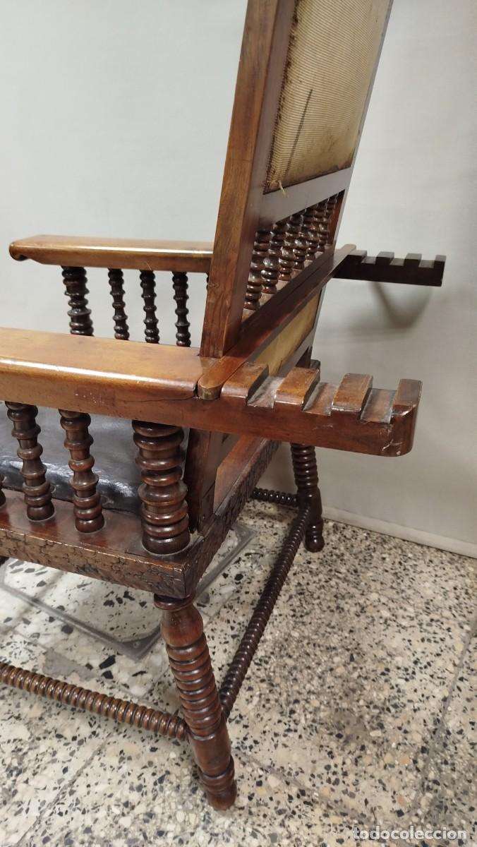 Antig&uuml;edades: SILLON RUSTICO ABATIBLE DE MADERA Y CUERO SIGLO XIX - Foto 11