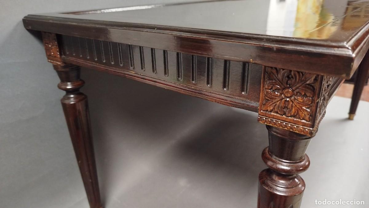 Antig&uuml;edades: MESA DE CENTRO DE MADERA DE HAYA Y ADORNOS DE BRONCE - Foto 4