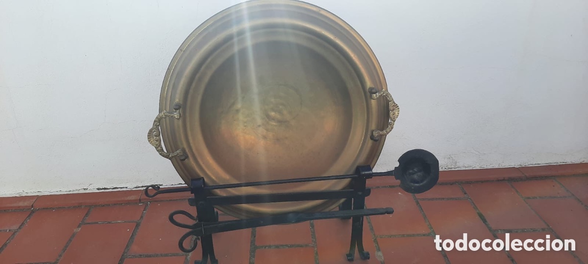 Antig&uuml;edades: BRASERO ANTIGUO DE LAT&Oacute;N - Foto 1