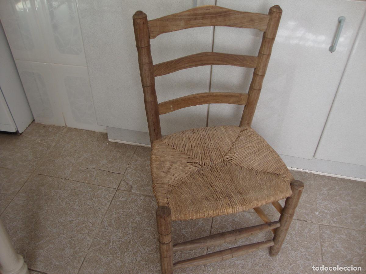 Antig&uuml;edades: antigua silla con asiento de enea - Foto 1