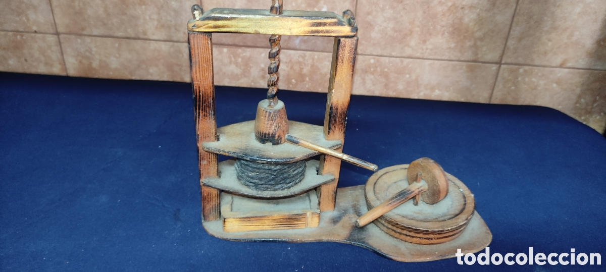 Antig&uuml;edades: Rueca de madera reproducci&oacute;n - Foto 3