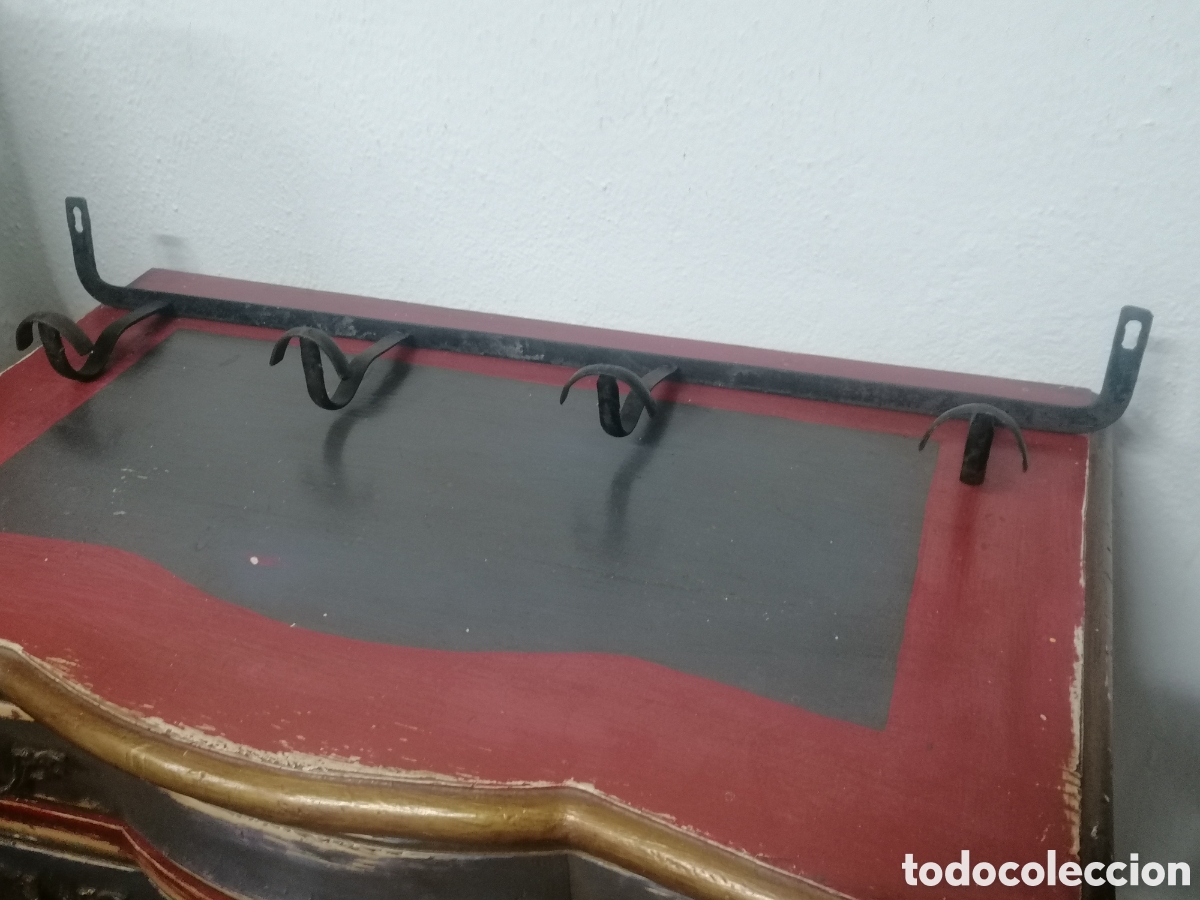 Antig&uuml;edades: Perchero de pared de forja antiguo - Foto 3