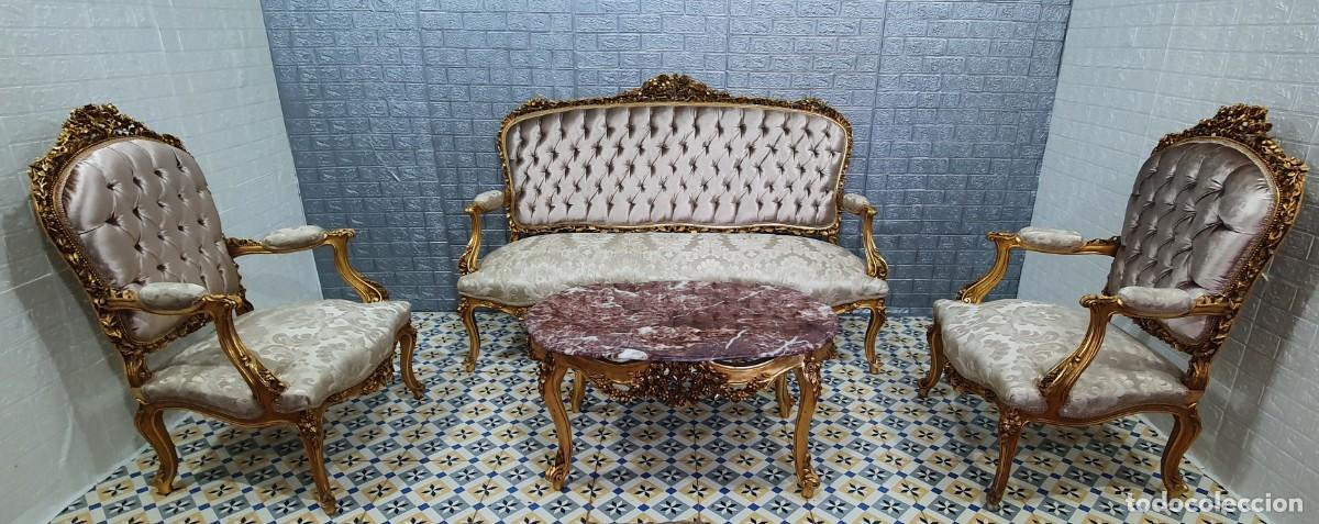 Antig&uuml;edades: Conjunto sof&aacute; con dos sillones estilo Luis XV madera en pan de oro REF LM - Foto 1