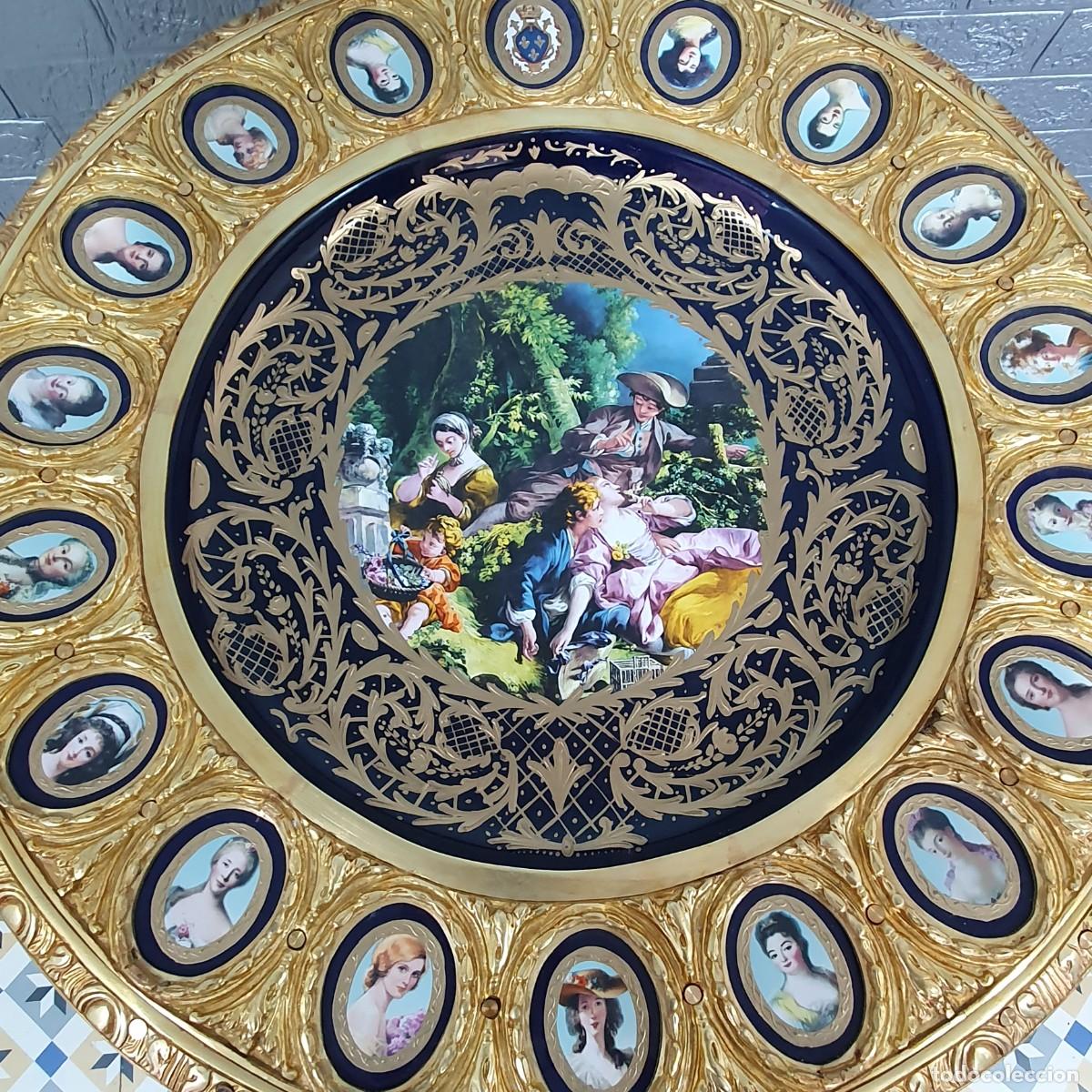 Antig&uuml;edades: Mesa auxiliar porcelana y bronce - Foto 7