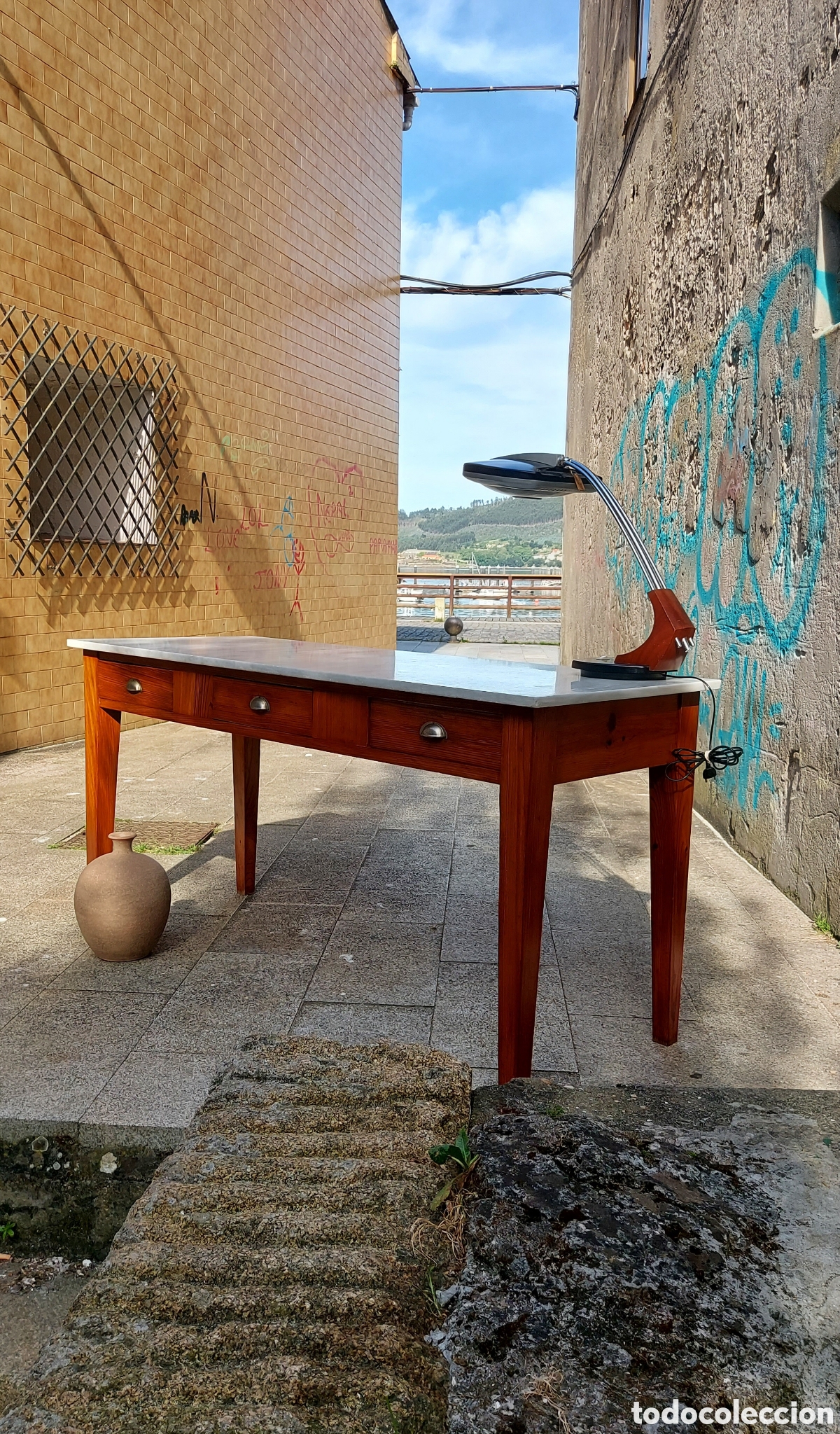 Antig&uuml;edades: Mesa de biblioteca a&ntilde;os 50 - Foto 9