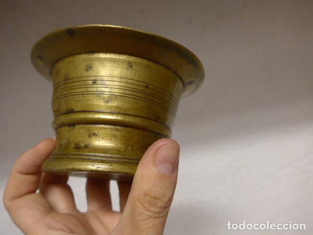 Antig&uuml;edades: Antiguo mortero de bronce, sin la mano. - Foto 3
