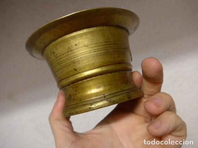 Antig&uuml;edades: Antiguo mortero de bronce, sin la mano. - Foto 5