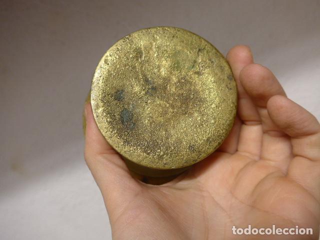 Antig&uuml;edades: Antiguo mortero de bronce, sin la mano. - Foto 7
