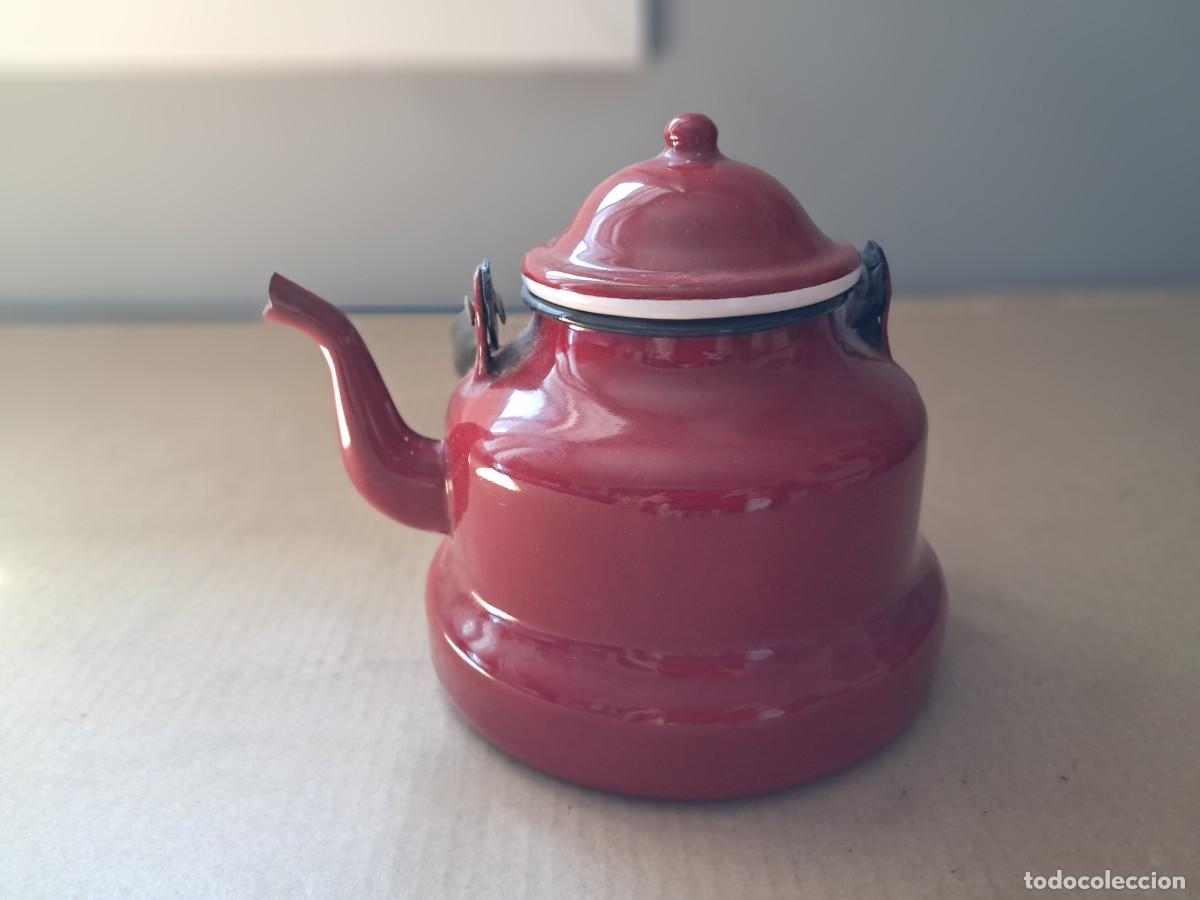Antig&uuml;edades: CAFETERA ROJA OSCURA ESMALTADA - Foto 3