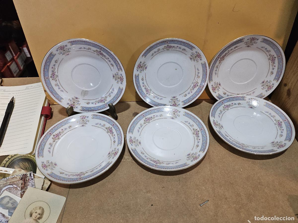 Antig&uuml;edades: 6 platos de postres de porcelana - Foto 1