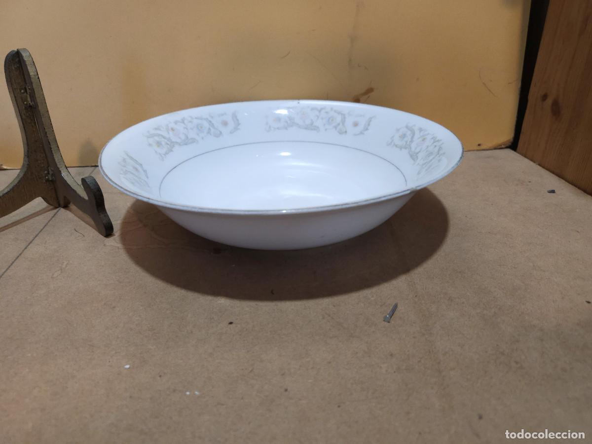 Antig&uuml;edades: ensaladera de porcelana - Foto 2