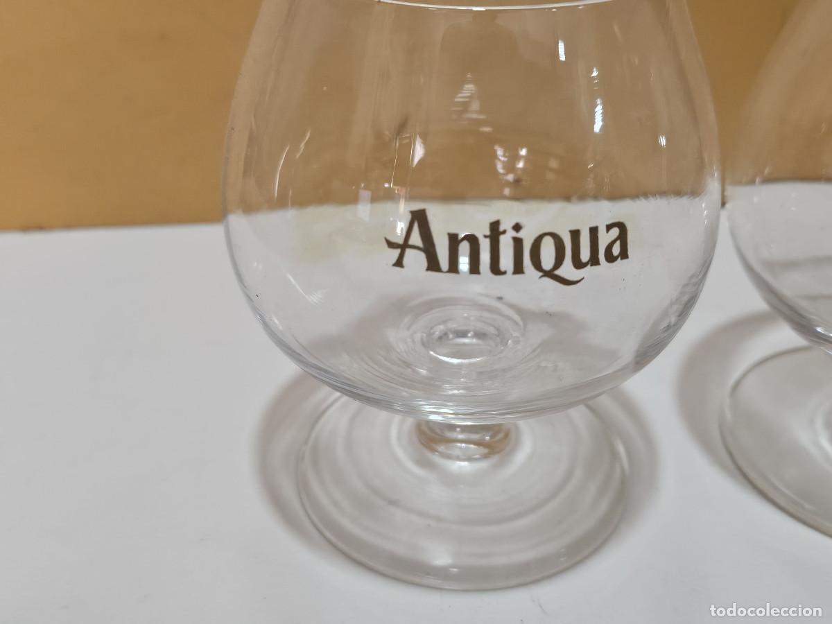 Antig&uuml;edades: 2 copas de co&ntilde;ac en cristal - Foto 2