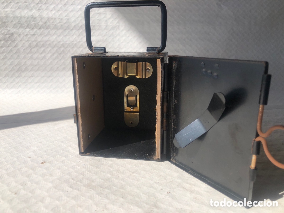 Antig&uuml;edades: Antigua linterna de bateria nunca usada - Foto 6