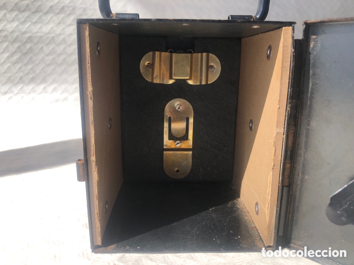 Antig&uuml;edades: Antigua linterna de bateria nunca usada - Foto 7
