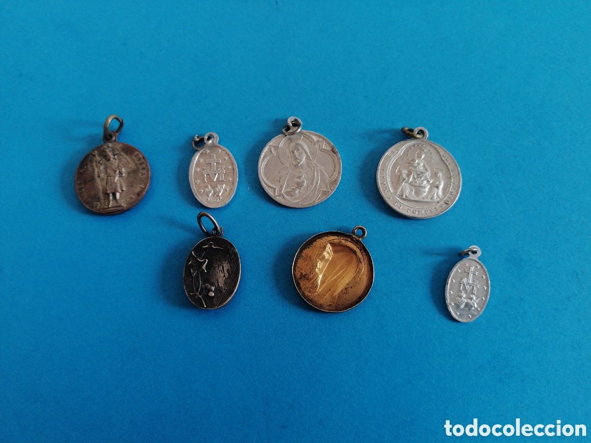 Antig&uuml;edades: Lote de 7 medallas religiosas - Foto 2
