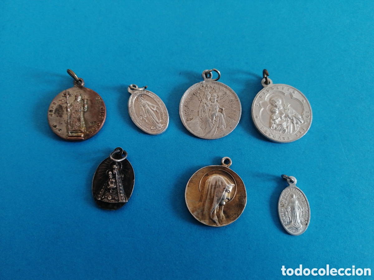 Antig&uuml;edades: Lote de 7 medallas religiosas - Foto 1